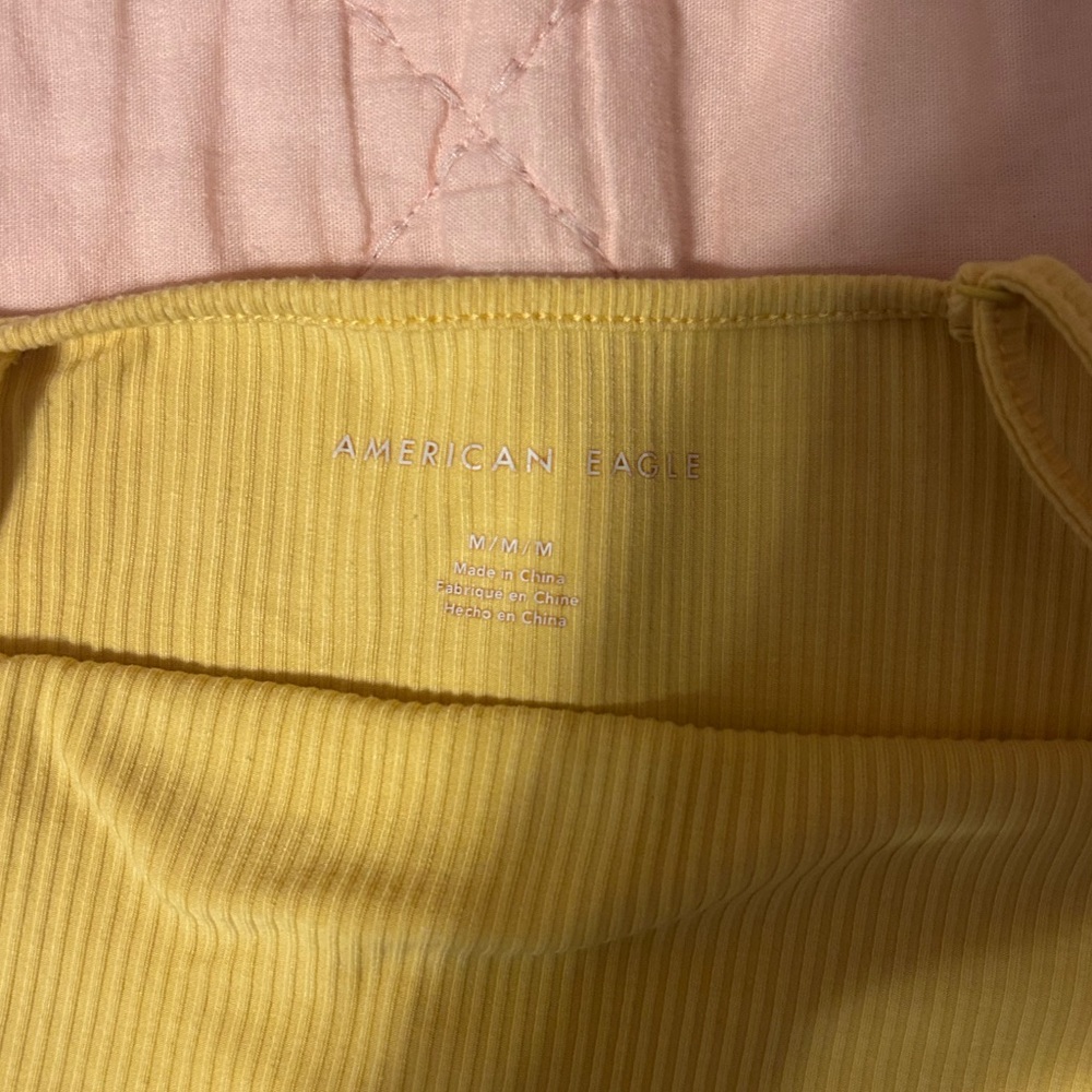 Yellow Ribbed American Eagle Tank - Picture 3 of 3